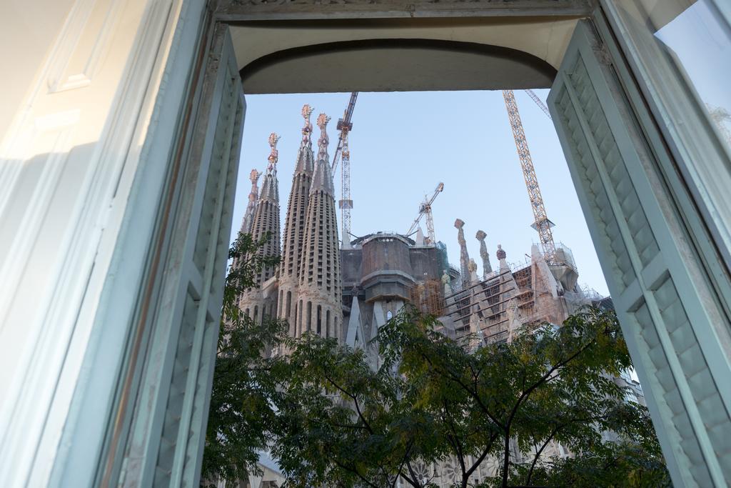 Gaudi Apartment Barcelona Luaran gambar
